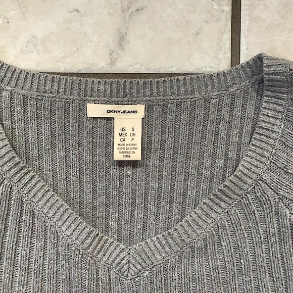 DKNY Jeans Sweater - Picture 2 of 7